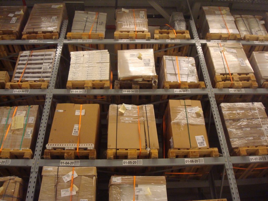 Entrepôt-stockage-carton